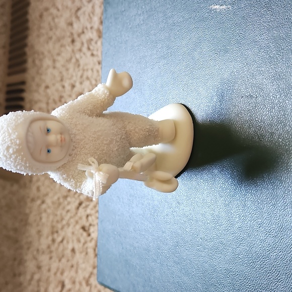 Set Of 2 Snow Babies Figurines - Picture 5 of 7